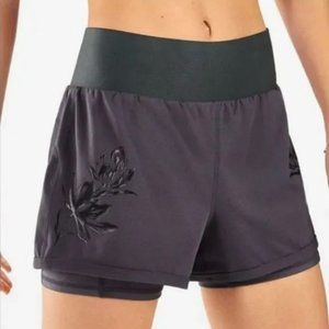 Fabletics Olesia Shine Short